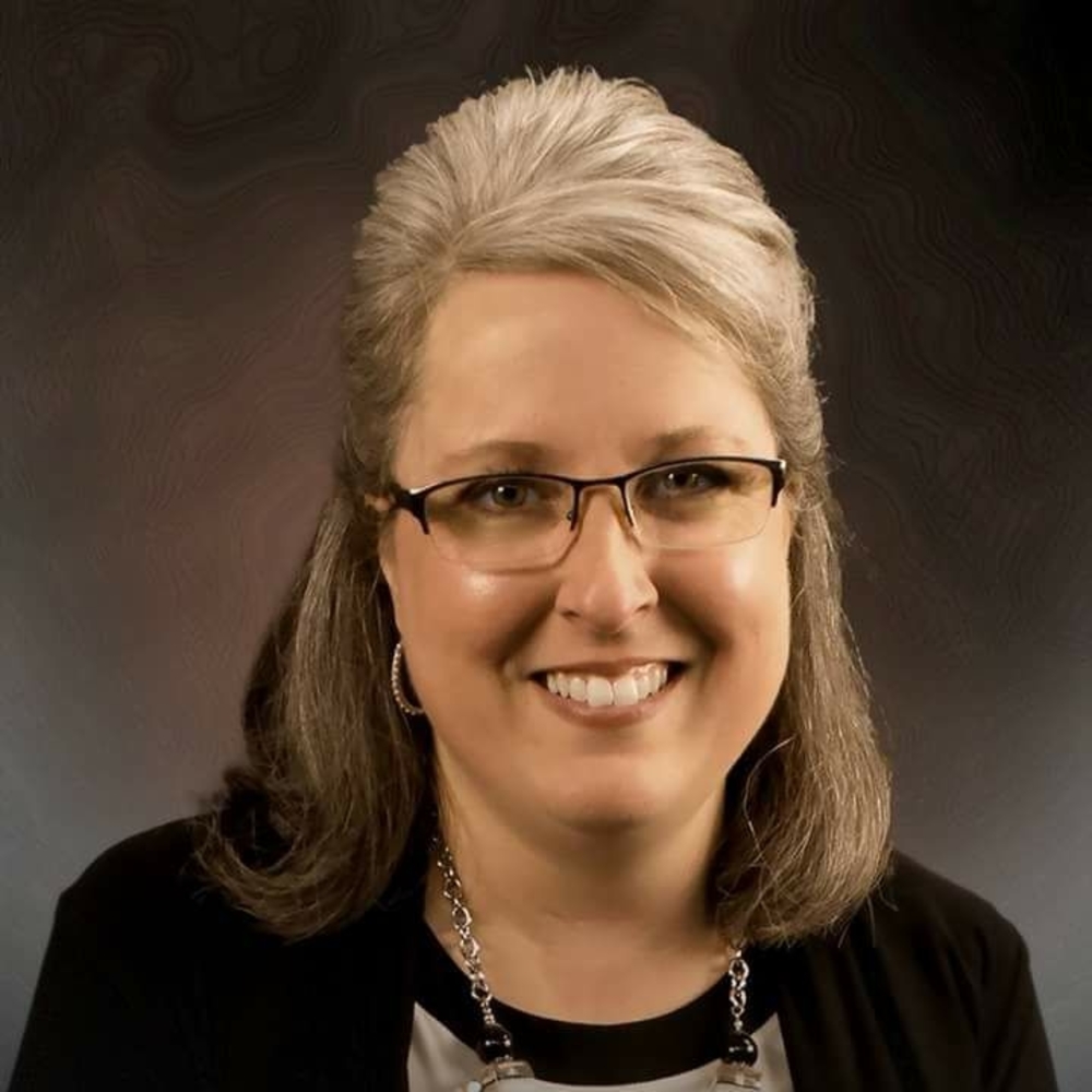 Meet your Posher, Laurie